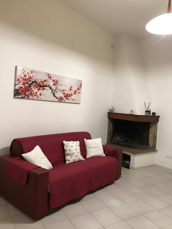 Laura'S House Apartment Cagliari Bagian luar foto